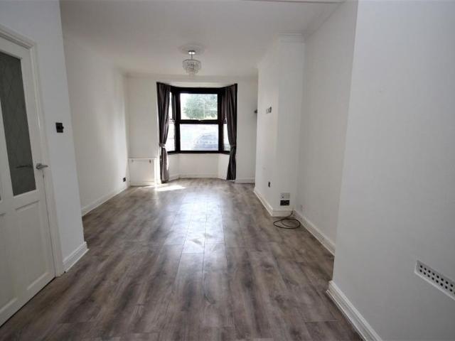 House for rent in Navestock Side, Essex