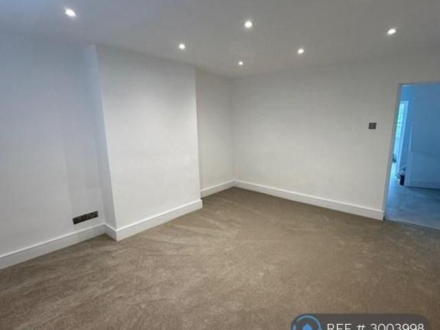 House for rent in Lee Bank, Greater Manchester