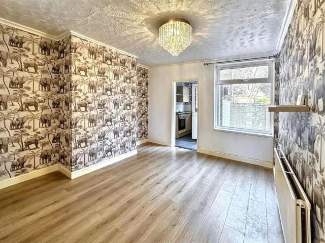 House for rent in Caldermill, East Midlands