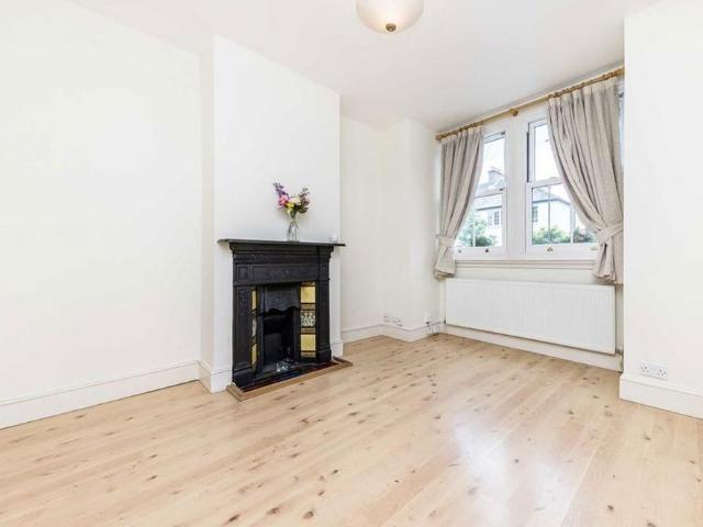 House for rent in Hampton, Greater London