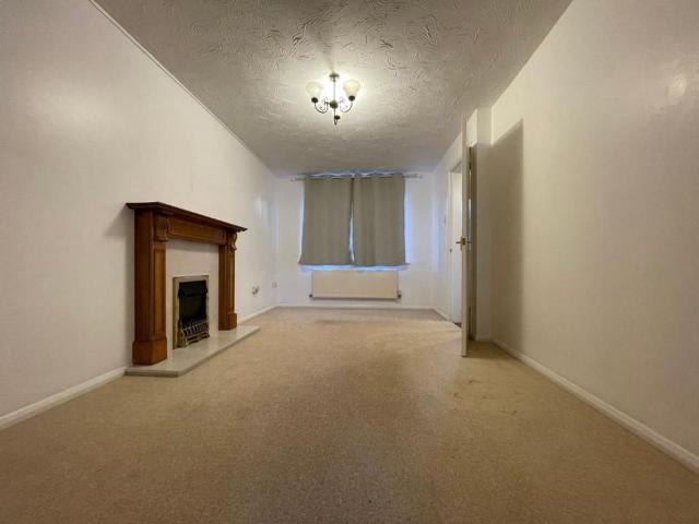 House for rent in Barton-le-Clay, Central Bedfordshire