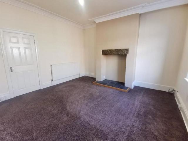 House for rent in Hipperholme, West Yorkshire