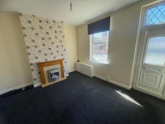 House for rent in Kinsley, West Yorkshire