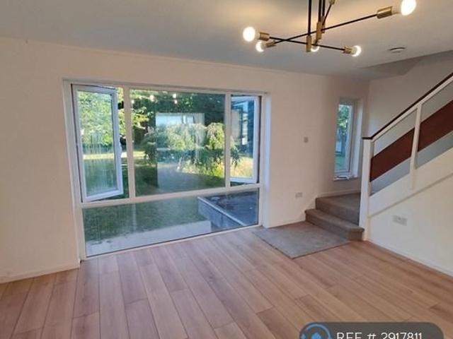 House for rent in London Borough of Croydon, Addiscombe