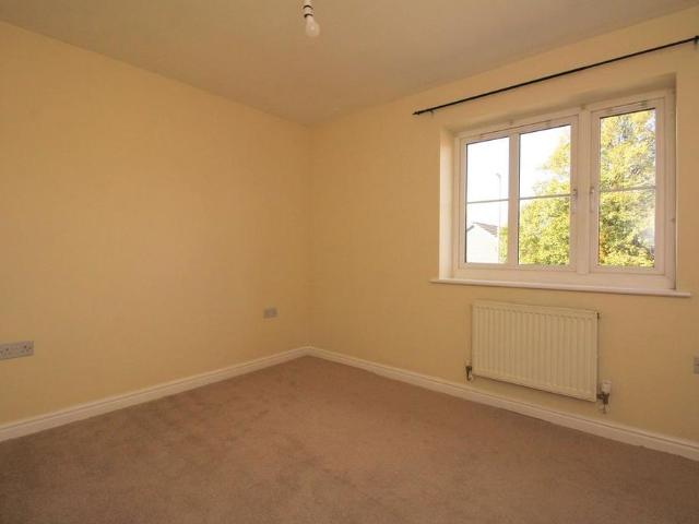 House for rent in Bryncae, Wales