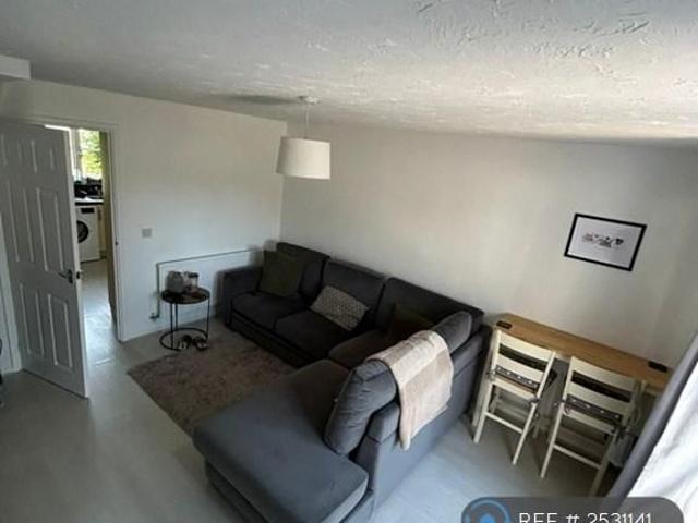 House for rent in Barton In Fabis, East Midlands