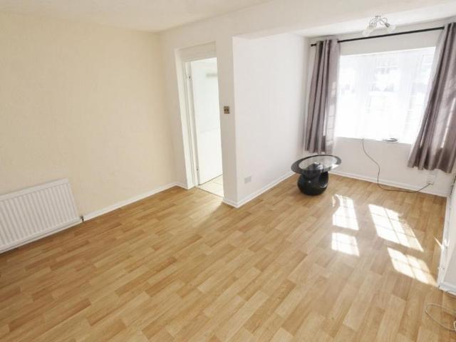 House for rent in London Borough of Redbridge, Greater London