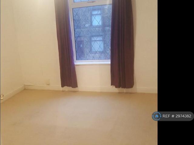 House for rent in Laisterdyke, West Yorkshire