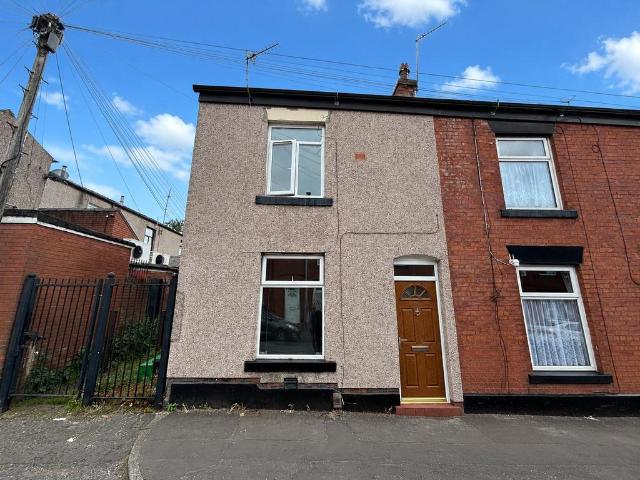 House for rent in Sudden, Burnedge