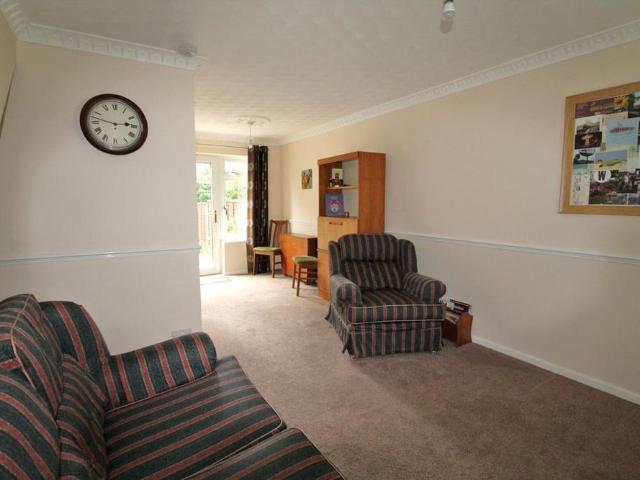 House for rent in Maidenhall, Key Street