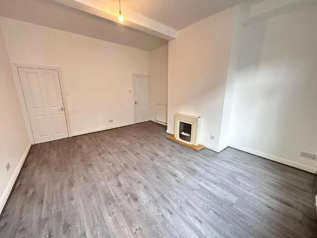 House for rent in Bailiff Bridge, West Yorkshire