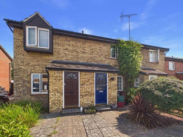 House for rent in Lawford, Dale Hill
