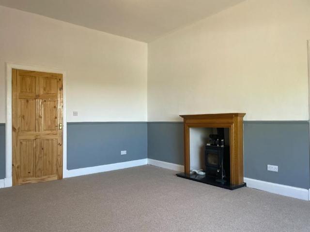 House for rent in Crossford, Scotland