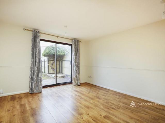 House for rent in Elmsbrook, Evershot