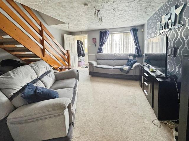 House for rent in Woodside Estate, Houghton Regis
