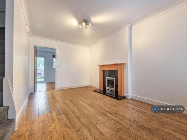 House for rent in Alverton, East Midlands