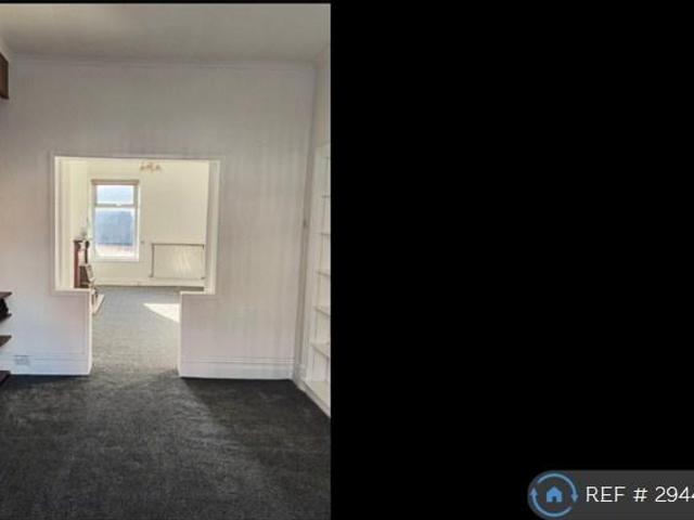 House for rent in Enfield, Backburn