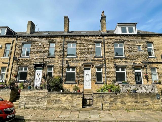 House for rent in Boothtown, Halifax