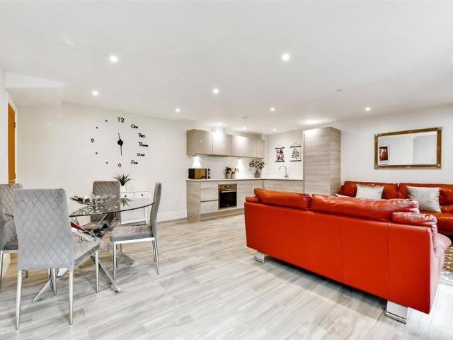 House for rent in Marlow, Buckinghamshire