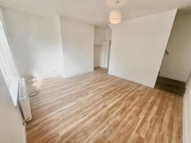 House for rent in Houghtonside, Tyne And Wear