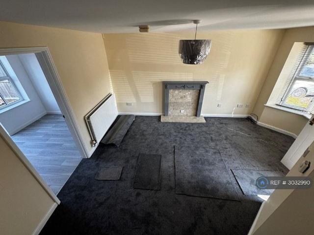 House for rent in Hounsome Fields, Priest Down
