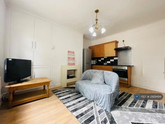 House for rent in Huddersfield, West Yorkshire