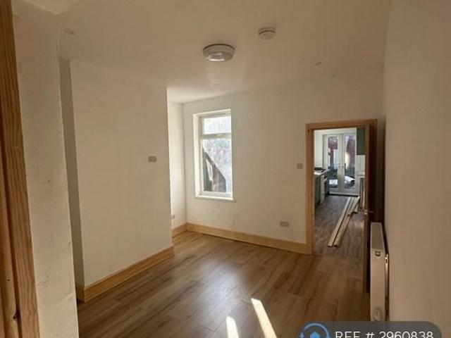 House for rent in New Normanton, East Midlands