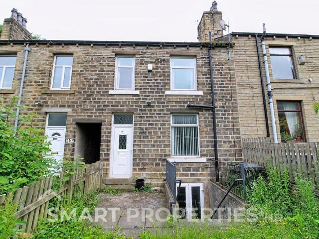 House for rent in Huddersfield, West Yorkshire