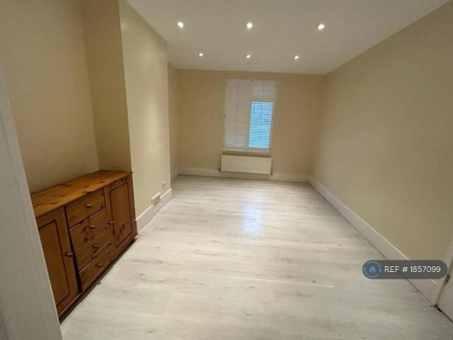 House for rent in Scrattons Farm, Greater London