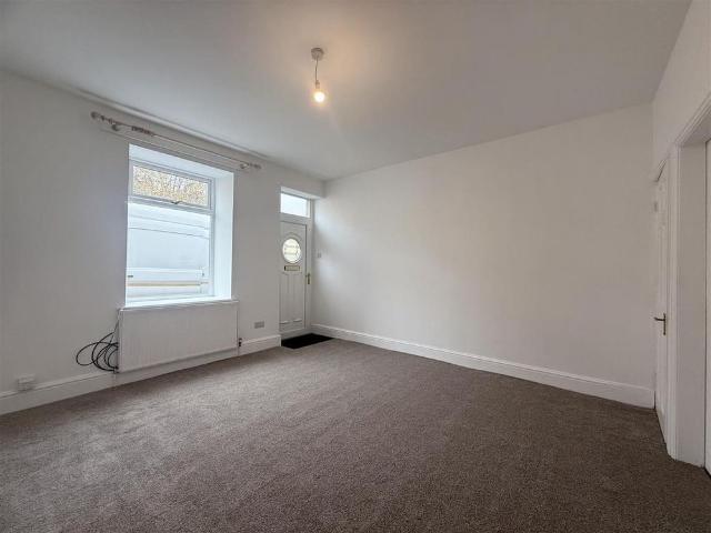 House for rent in Lower Cumberworth, West Yorkshire