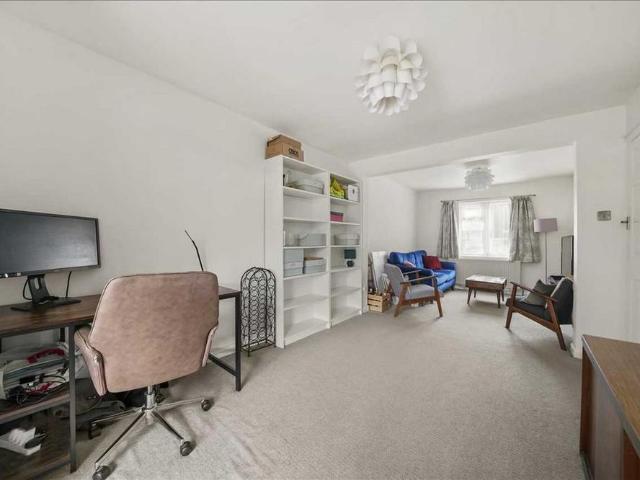 House for rent in London Borough of Merton, Mitcham
