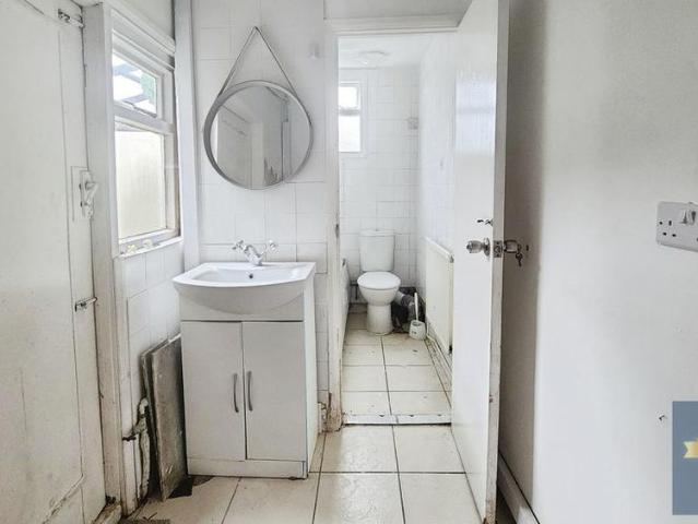 House for rent in Mile End, Fordham Heath