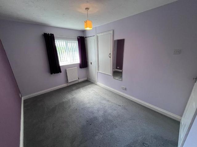 House for rent in Nangreaves, Wales