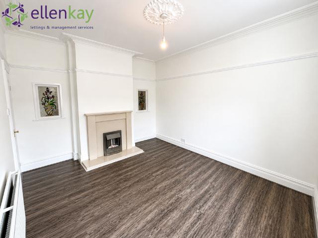 House for rent in Firgrove, Burnedge