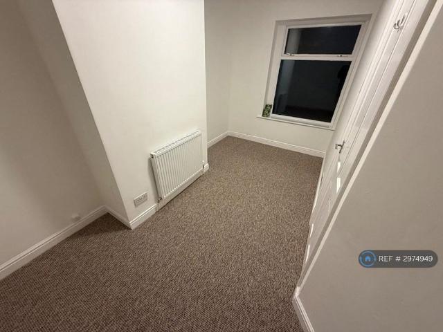 House for rent in Hove Edge, Hipperholme