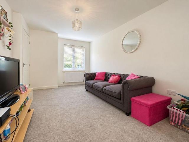 House for rent in Littlecote, West Sussex