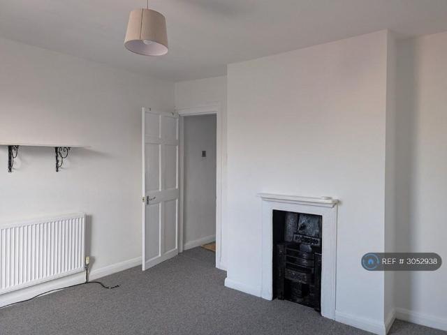 House for rent in Barnehurst, Greater London
