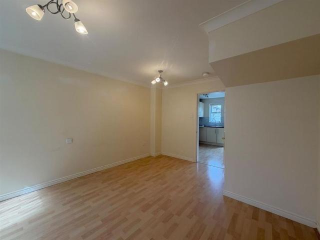 House for rent in Brompton, Gillingham