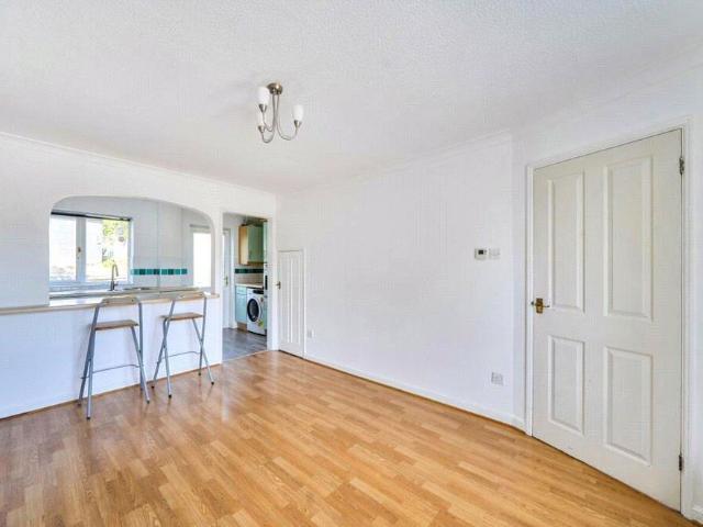 House for rent in Farncombe, Waverley