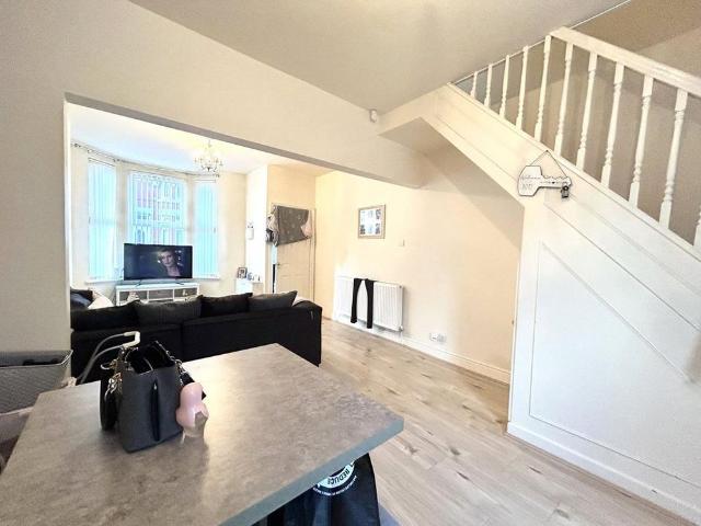 House for rent in Claughton, Birkenhead