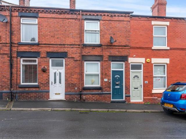 House for rent in Thatto Heath, St Helens