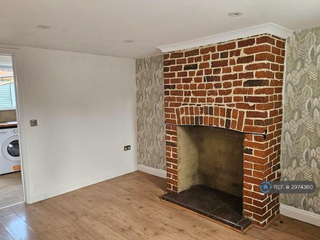 House for rent in Old Wolverton, Milton Keynes
