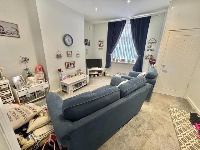 House for rent in Cowhill, Pendock