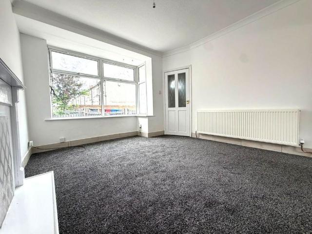 House for rent in Queen's Park, Blackburn