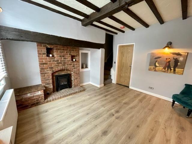 House for rent in Coleshill CP, Gun Hill