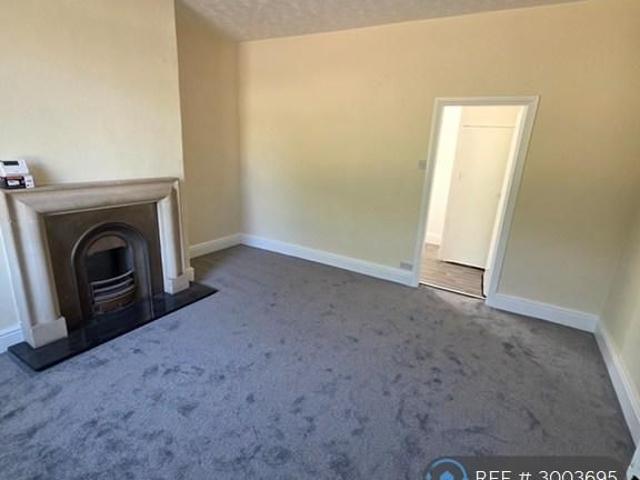 House for rent in Burnedge, Greater Manchester
