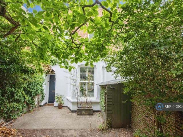 House for rent in Nunhead, Greater London
