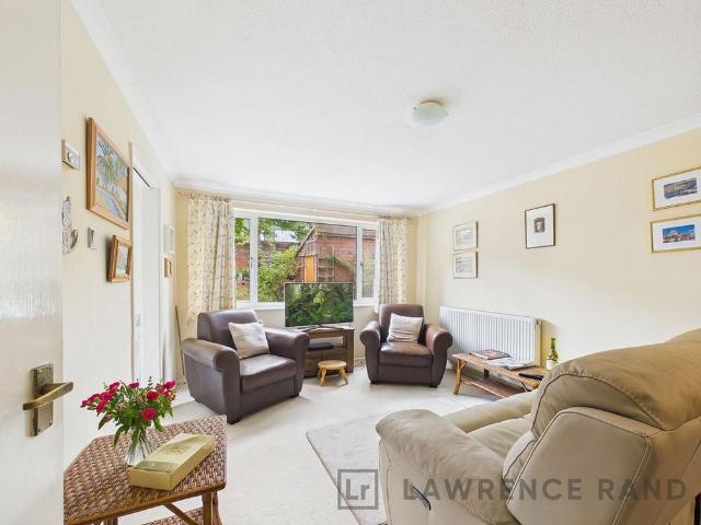 House for rent in Northwood, Greater London