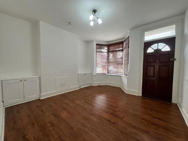 House for rent in Hugglescote, Leicestershire