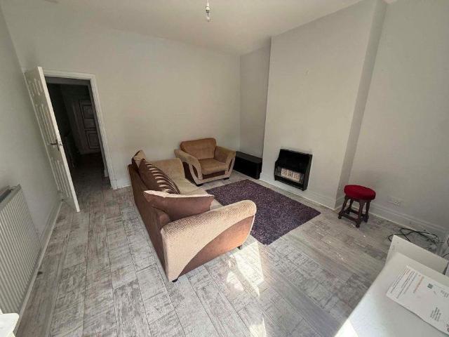 House for rent in Woodnook, Backburn